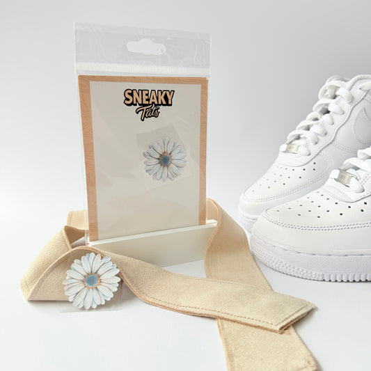 Sneakytats "Weiße Blume 0004"