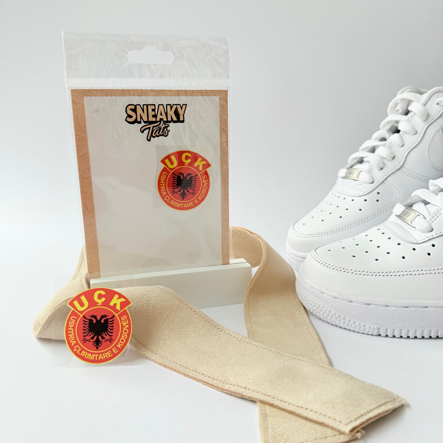 Sneakytats "UCK 0074"