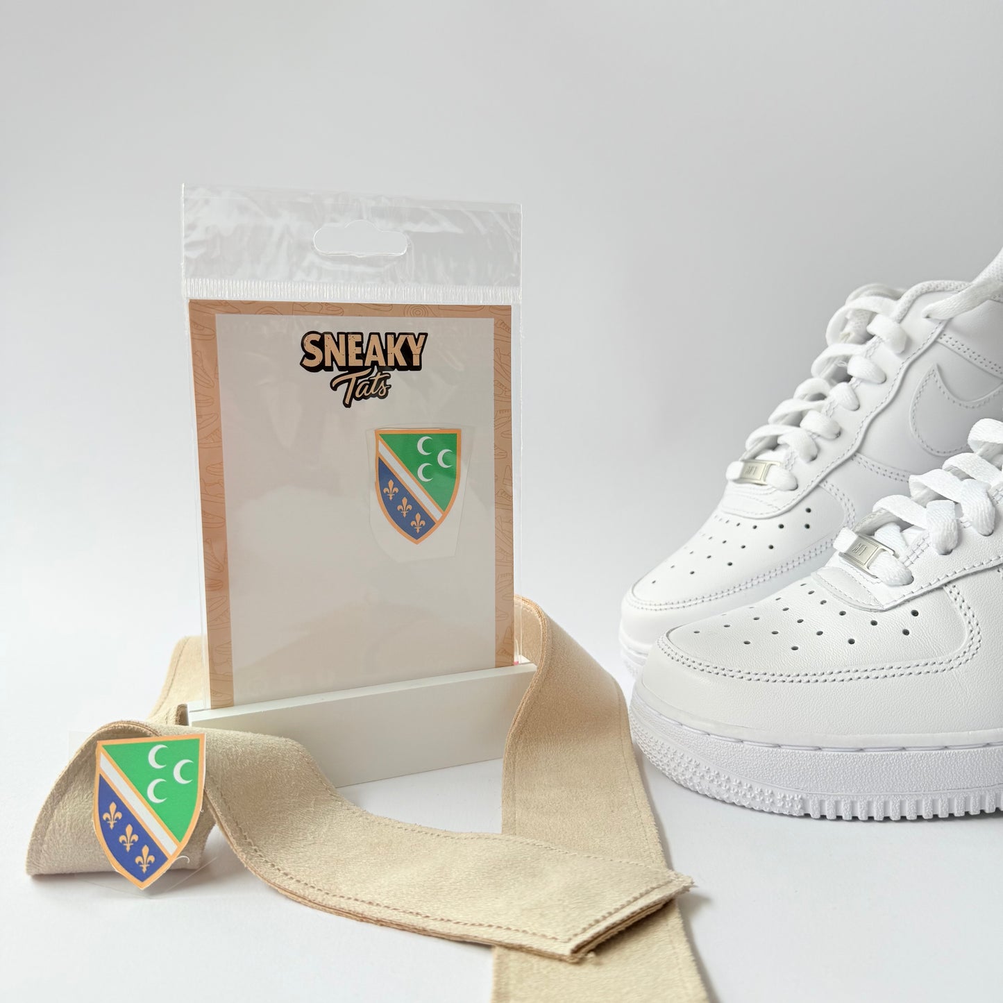 Sneakytats "Sandzak 0077"