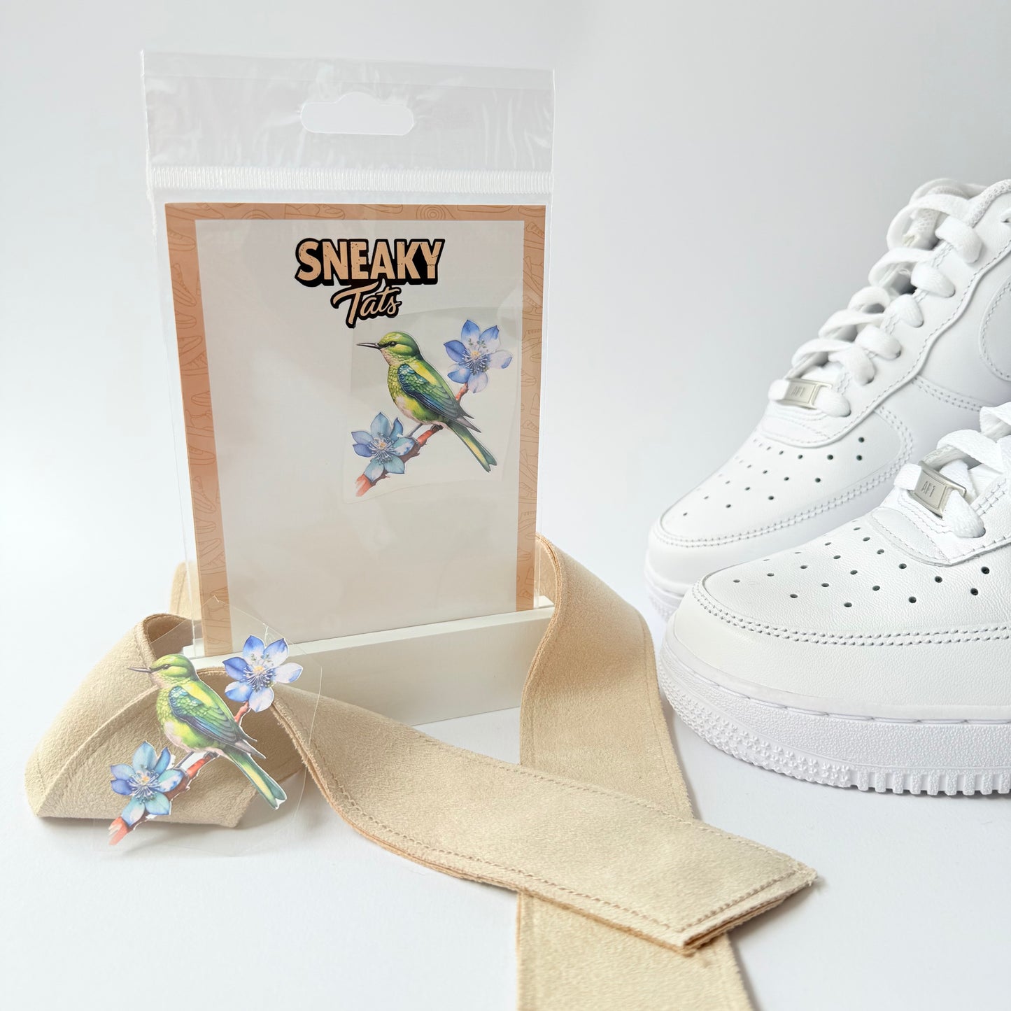 Sneakytats "Vogel 0094"