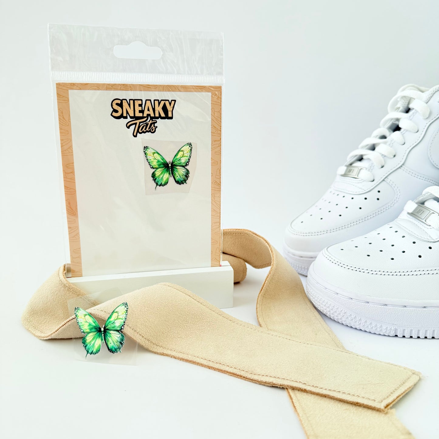 Sneakytats "Grüne Schmetterlinge 0143"