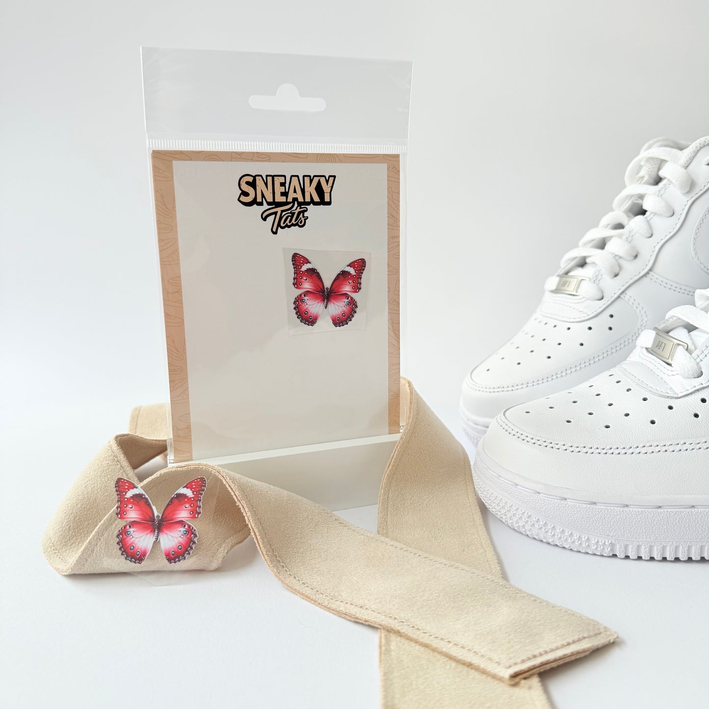 Sneakytats "Rote Schmetterlinge 0189"