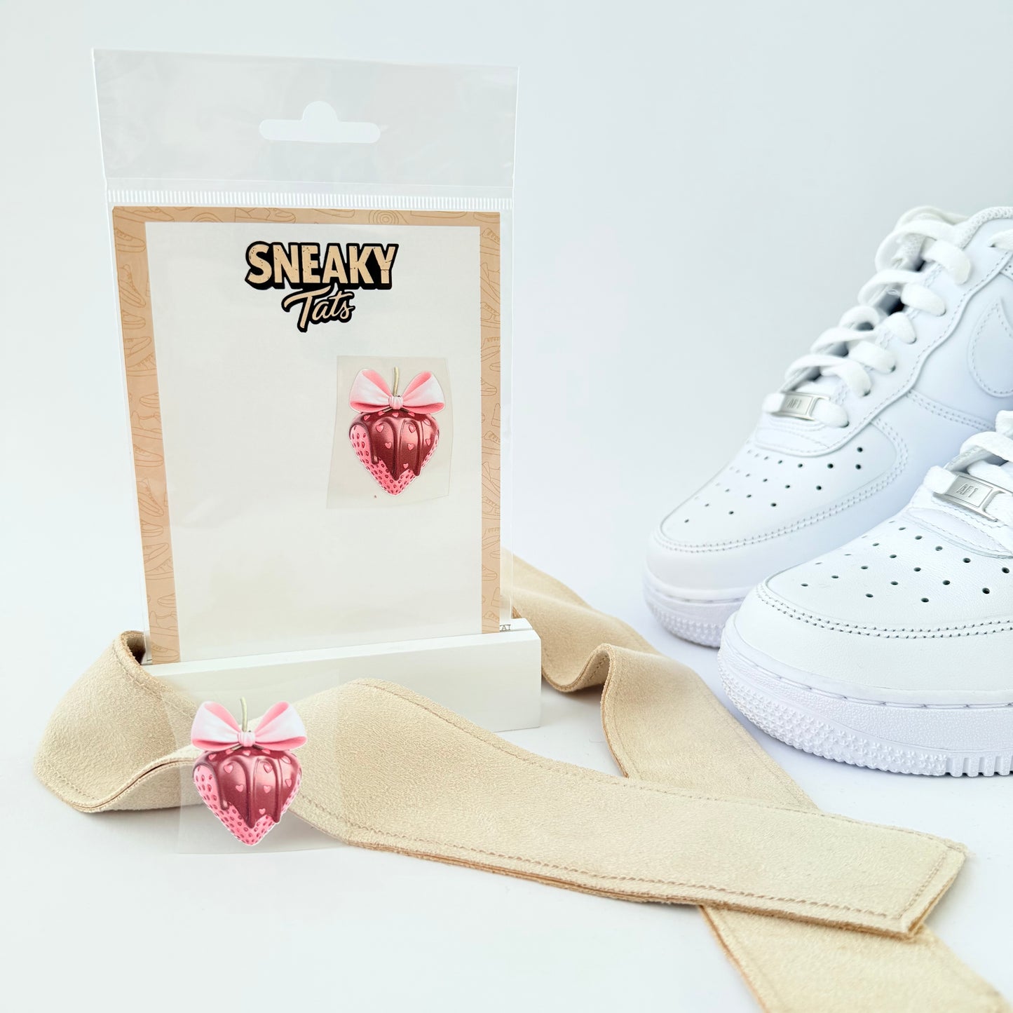 Sneakytats "Erdbeere 0224"