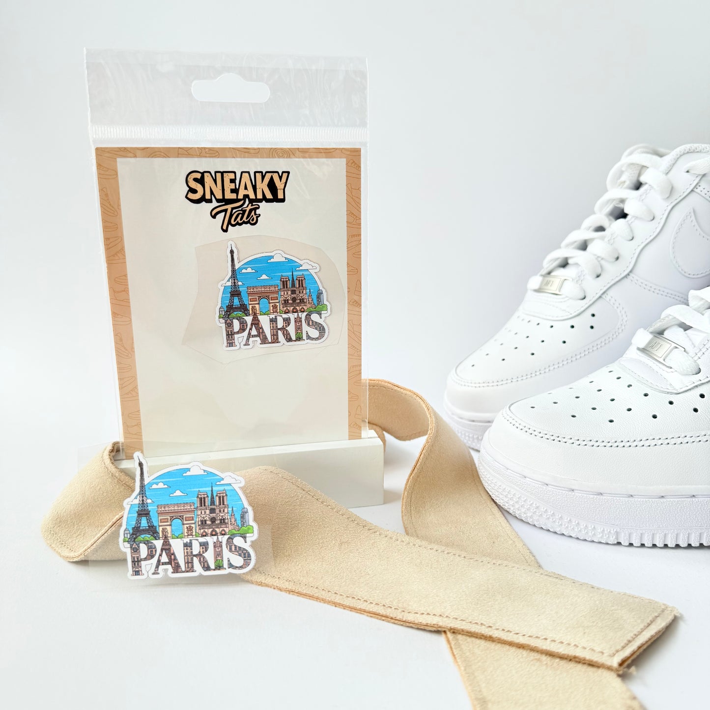 Sneakytats "Skyline Paris 0253"