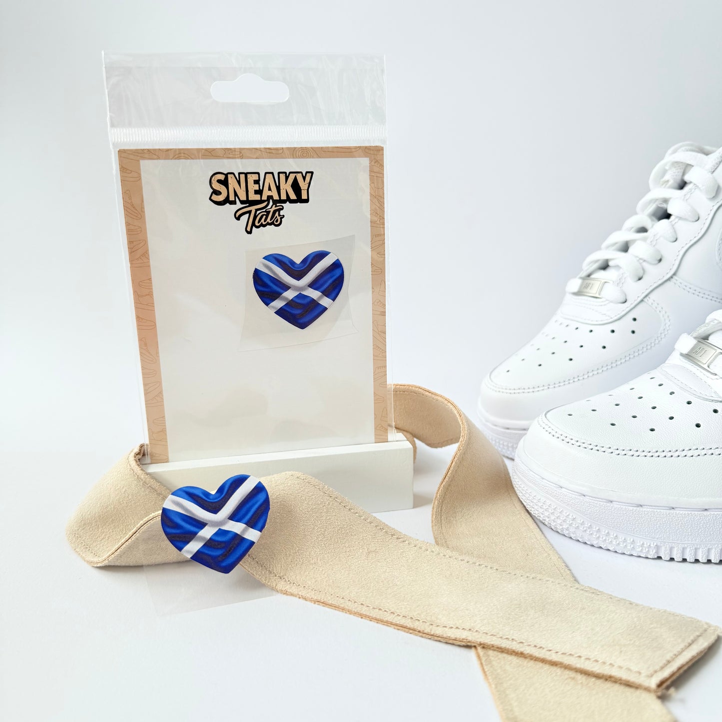 Sneakytats "Herz Schottland 0263"