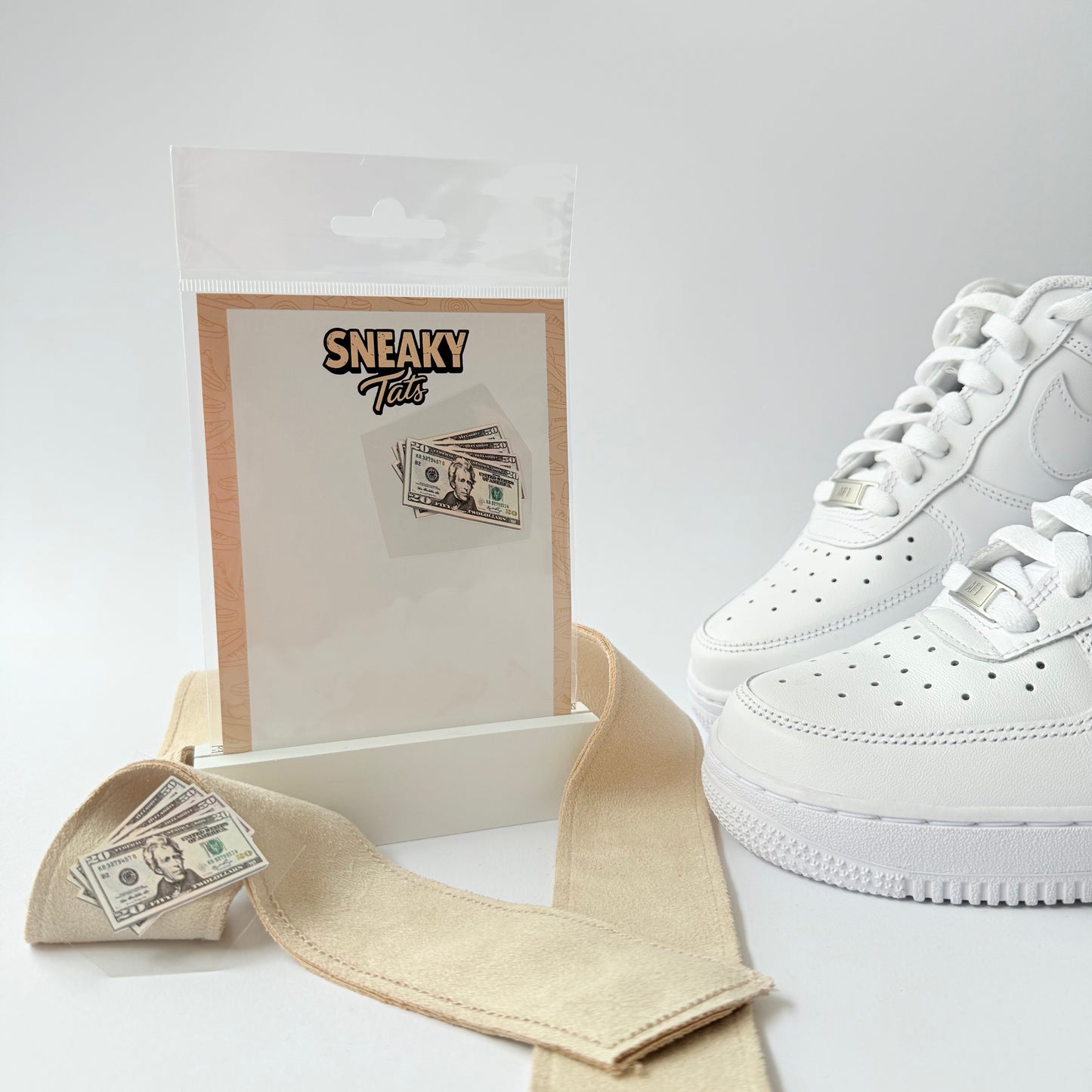 Sneakytats "Dollar 0326"