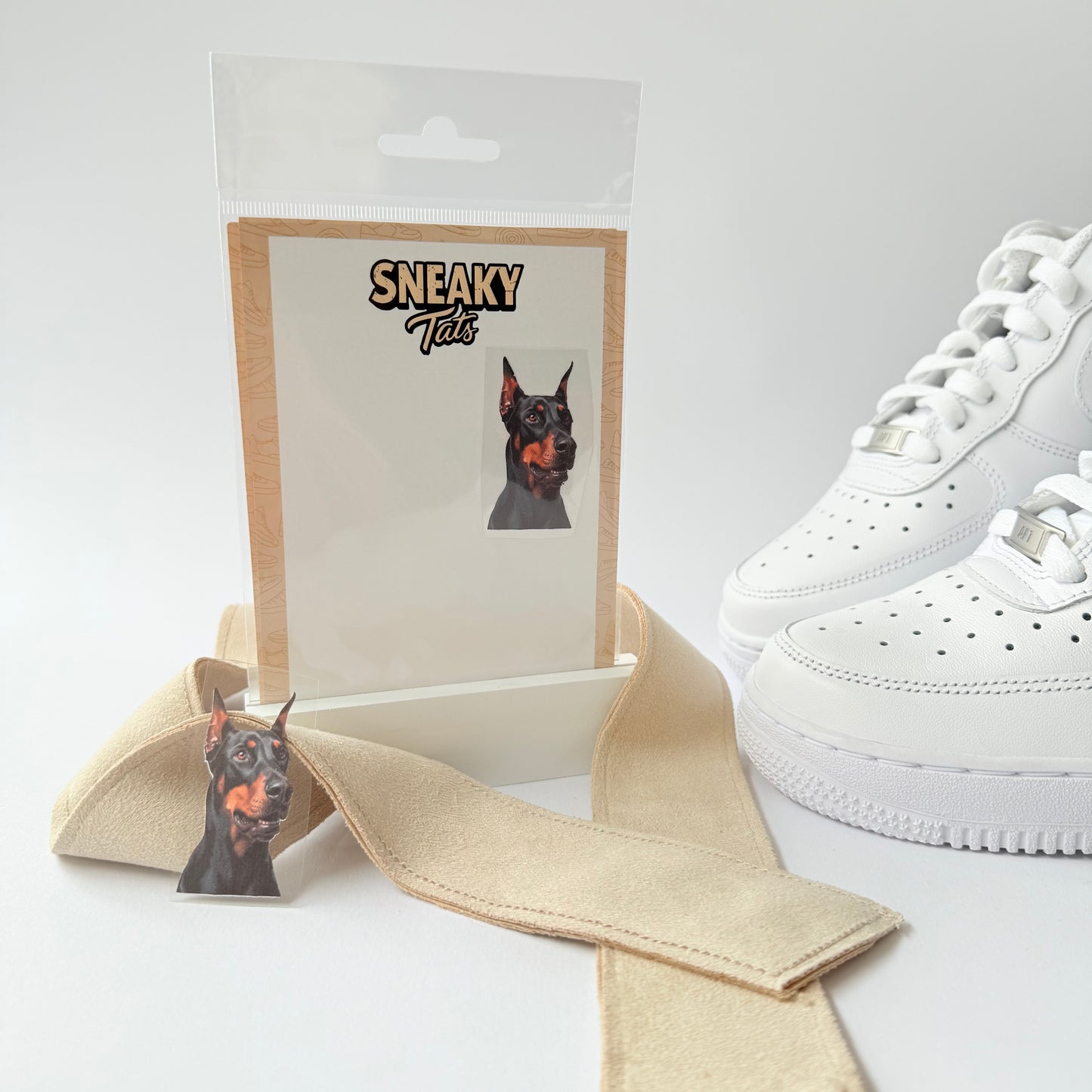 Sneakytats "Dobermann 0505"