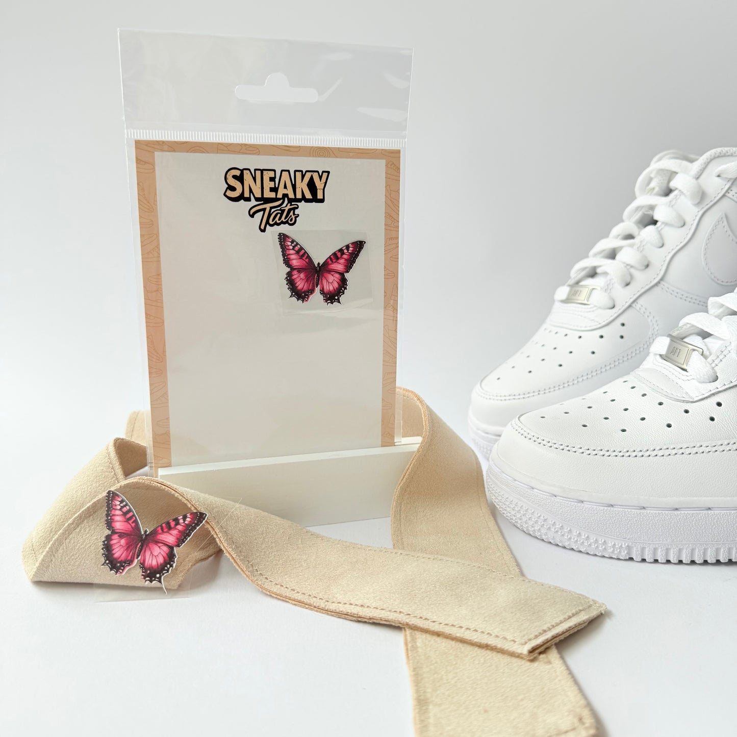 Sneakytats "lila Schmetterling 0525"