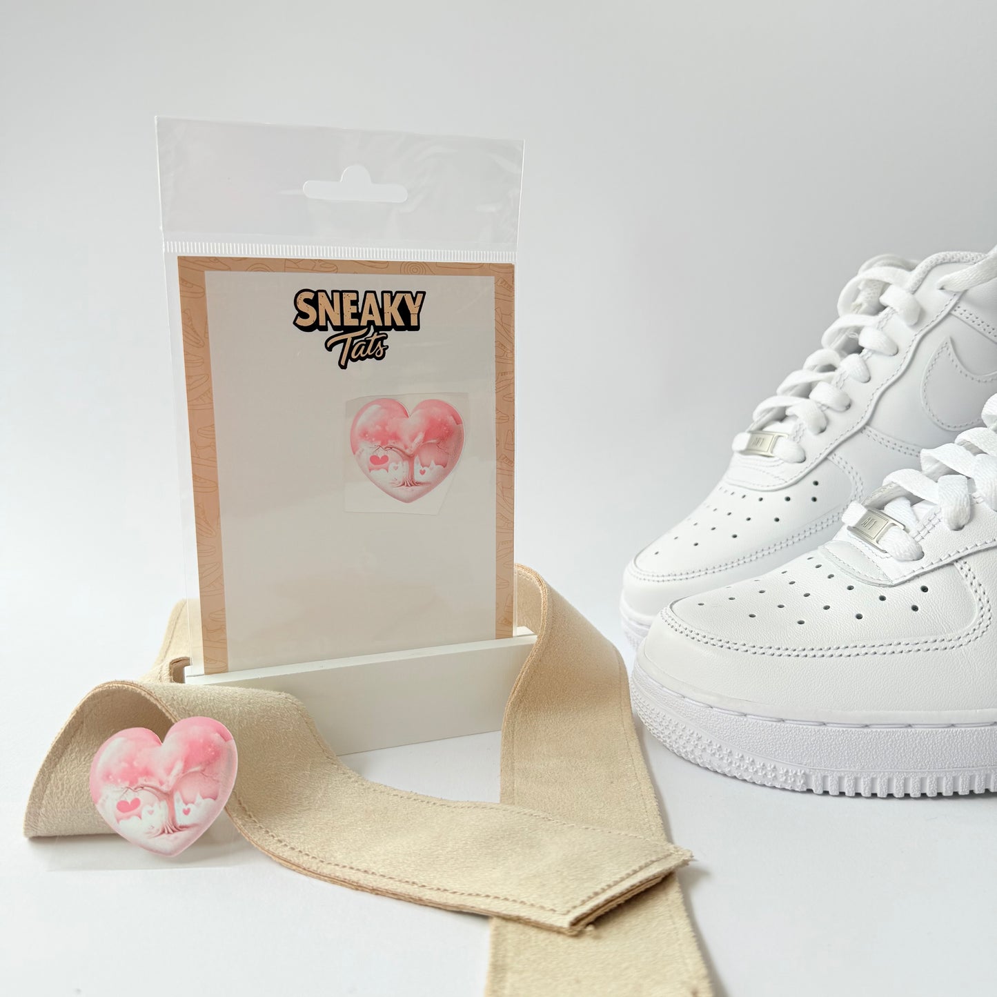 Sneakytats "Herz 0595"