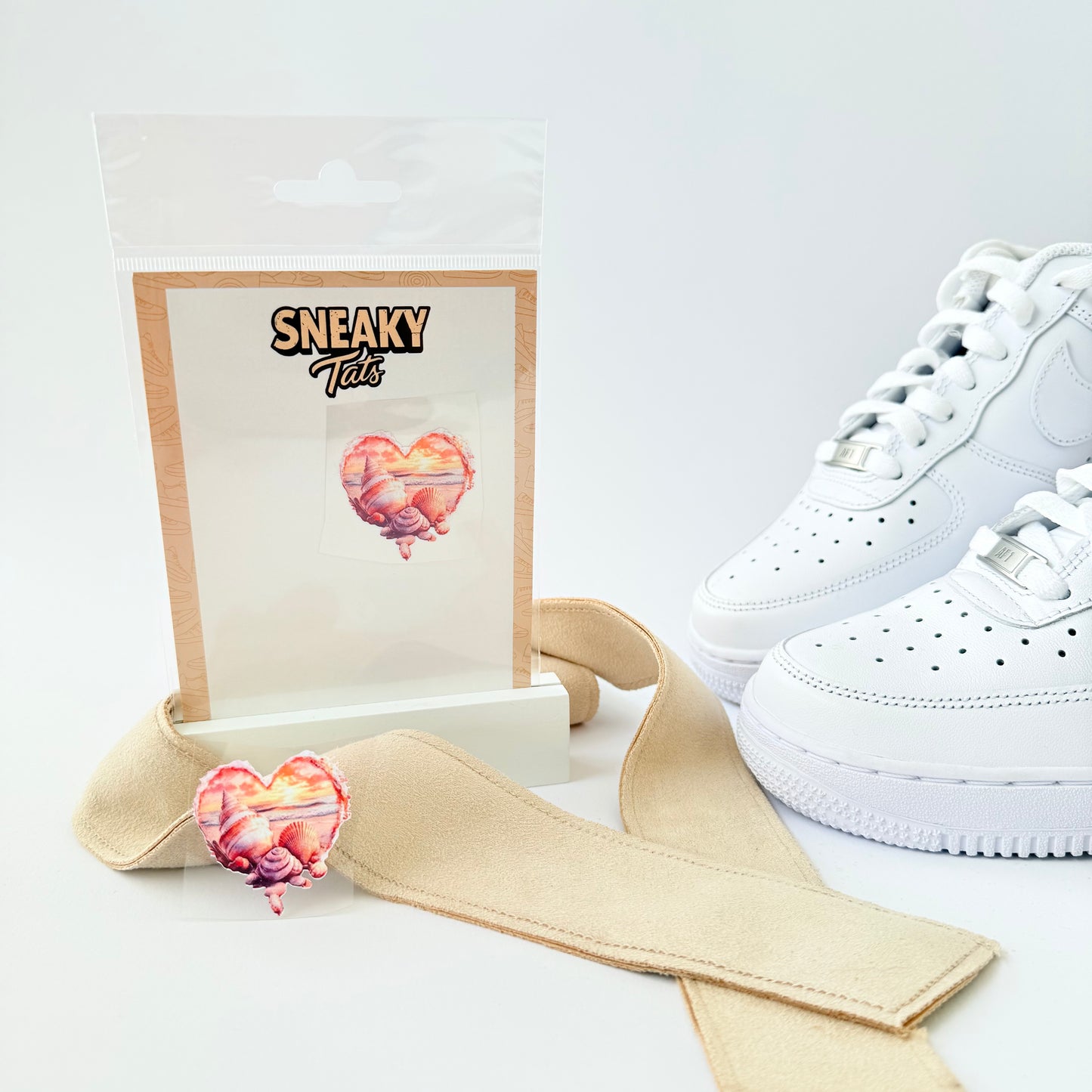 Sneakytats " Herz 0641"