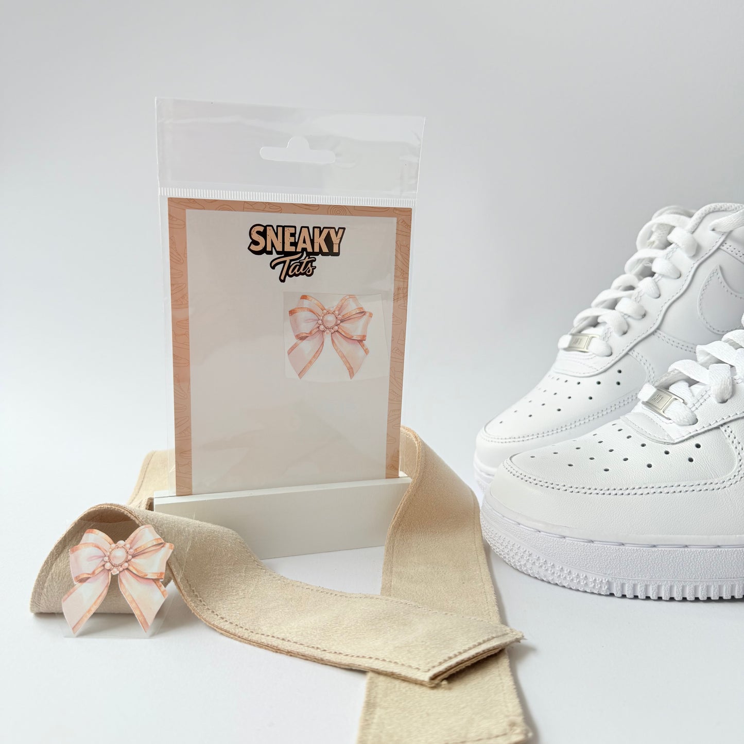 Sneakytats " Schleife 0653"